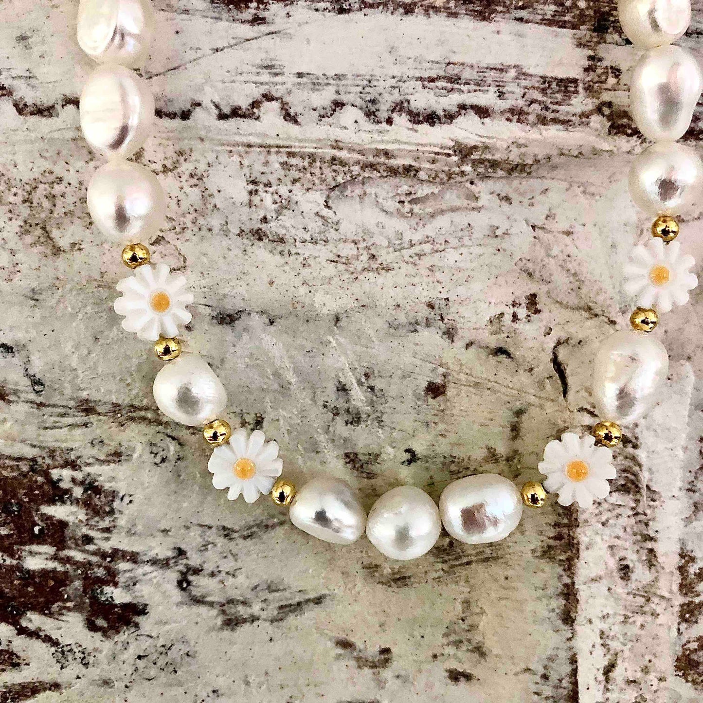 Freshwater Pearl and Mother of Pearl Daisy Necklace